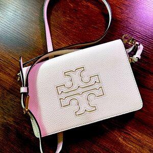 🔥Tory Burch Rich Cream Pebbled Leather Harper Clutch Crossbody